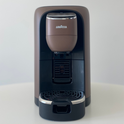 I'm among the first to try out Lavazza's new bean-to-cup coffee machine – here's how a latte is made with this automatic offering