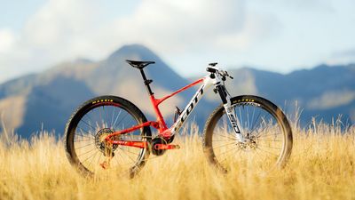 Scott creates insane custom Spark RC bike for MTB GOAT Nino Schurter to ride at his last ever World Cup