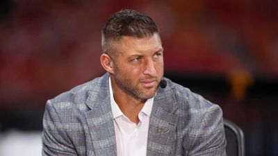 Tim Tebow Shares Relatable Advice, Empathy for Arch Manning As Texas QB Struggles