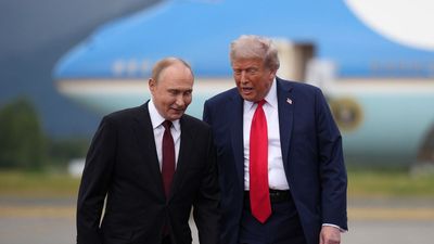 Donald Trump acts like a scorned lover, admits Vladimir Putin has ‘really let me down’