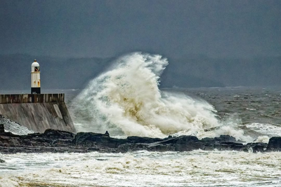 Met Office Weather Warnings UK: These 15 Areas Have Just Been Told To Prep Emergency Kits As Alert Of Heavy Rains With Chance of Snow Issued