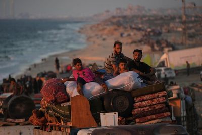 UN says Israel is striking people fleeing Gaza City as 60,000 displaced in just 72 hours