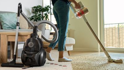 I asked appliance experts the age old question, which cleans better: cordless or corded vacuums? Here's what they recommend