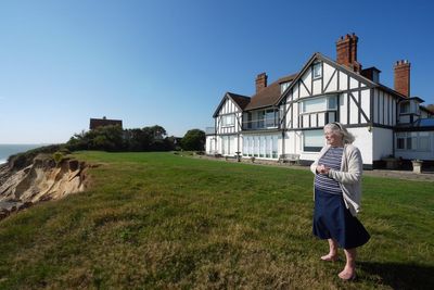Widower, 88, waiting for loss of clifftop home after neighbour’s house demolished