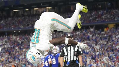 Tyreek Hill Nothing but Positive As Dolphins Fall to 0-3 on the Year