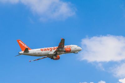 EasyJet tragedy as passenger dies on Lanzarote flight