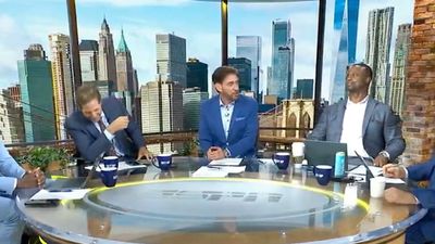 Josh Allen’s Perfectly O.K. Game vs. Dolphins Inspires Wild Claim From Mike Greenberg