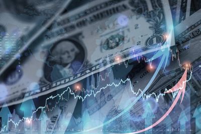 27-Year-Old 'Appalled' His 68-Year-Old Dad Blew Retirement On Penny Stocks And Owes $1.6 Million—Asks How To Stop Him From 'Gambling' On 'Duds'