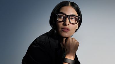 Mark Zuckerberg Launches Futuristic Ray-Ban Glasses That 'See, Hear and Translate'