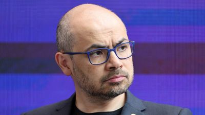 Google DeepMind's CEO says AI could repeat the toxic pitfalls of social media — will it make the same click-chasing mistakes?