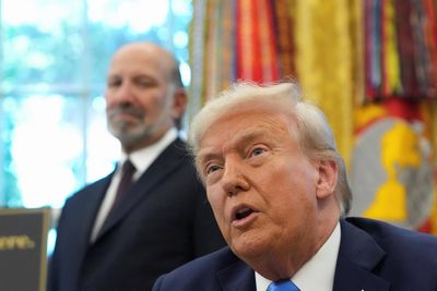 Trump demands TV networks get licenses canceled over ‘97% bad’ coverage of him after ABC caves to FCC on Kimmel