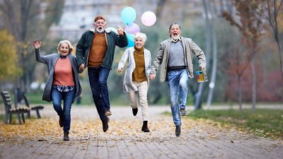 12 Best Freebies for Retirees