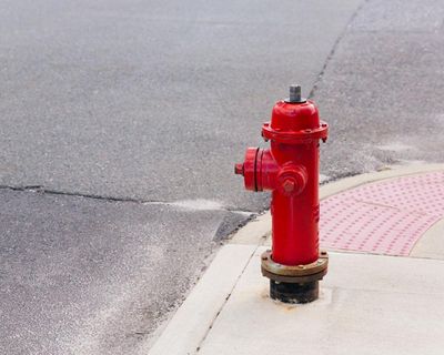 In 2009, who crashed his Cadillac Escalade into a fire hydrant? The Saturday quiz