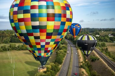 Horror as man ‘jumps’ from hot air balloon before body found hours later in Sussex
