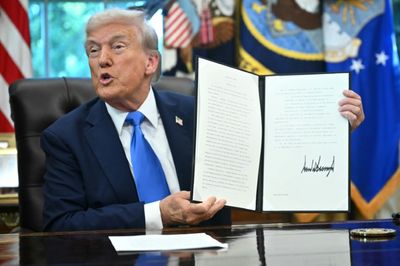 Trump's $100,000 Fee For H-1B Visas, A Tech Industry Favourite, Concerns India