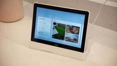 Eufy Smart Display E10 review: this portable camera screen is a home security must-have