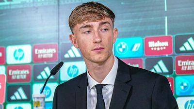 Dean Huijsen: Agent Names Five Clubs Real Madrid Beat to Transfer