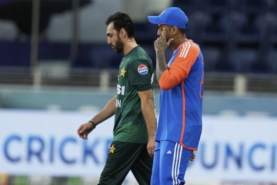 India, Pakistan keen to skip controversy ahead of Asia Cup Super Fours game