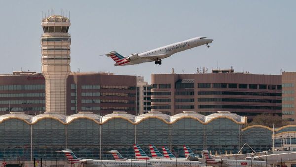Florida airport passenger announces he has 10 cigars, but forgets to add the human skull and bones wrapped in a foil