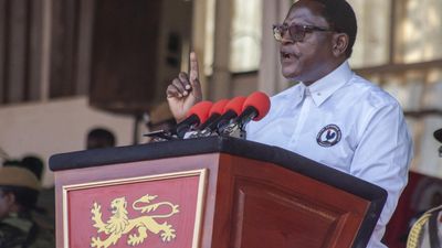 Malawi police arrest eight over alleged vote rigging in presidential poll