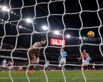 Set pieces and squad depth: Arsenal aim to maintain edge over Manchester City