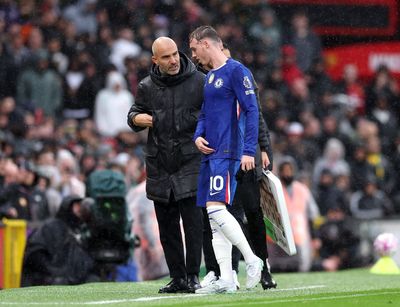 Cole Palmer: Chelsea suffer major injury blow as Enzo Maresca explains substitution in Man Utd defeat