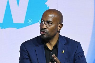 Liberal pundit Van Jones says Charlie Kirk sent him unexpected final message a day before his assassination