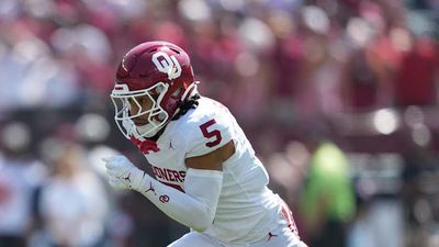 Oklahoma's Tricky Touchdown Against Auburn Divides Referees, Commentators