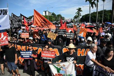 Thousands Take To Streets As Philippines Protests Flood Control Fraud