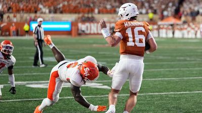 How Arch Manning Fared in Texas's Win Over Sam Houston