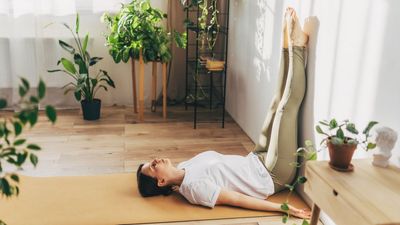 Get your feel-good hormones flowing with this yoga instructor’s 15-minute flow