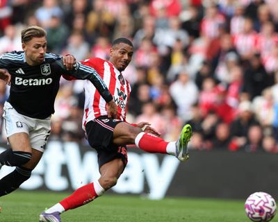 Emery lashes out at ‘lazy’ Aston Villa after Isidor earns point for 10-man Sunderland