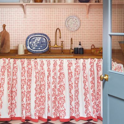 This nostalgic kitchen and bathroom trend is taking over 2025 and is on track to be huge news next year
