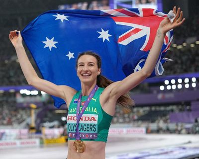 Nicola Olyslagers beats rain delays to win high jump gold for Australia