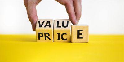 3 Overlooked Value Stocks Set to Surge as Rates Drop