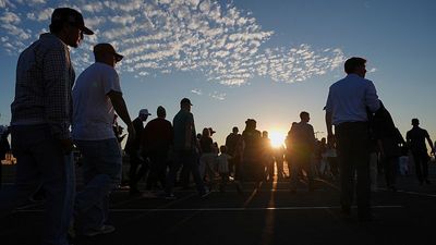 Charlie Kirk memorial service under way in Glendale, Arizona. Trump to pay tribute