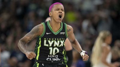 Lynx Share the Wealth in Game 1 Comeback vs. Mercury