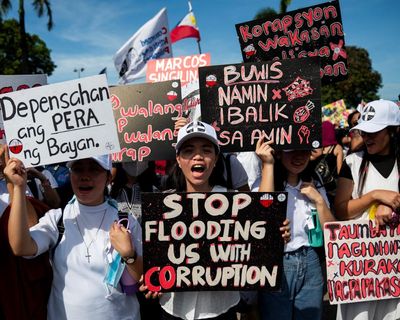 Protesters flood streets of Philippines over state corruption