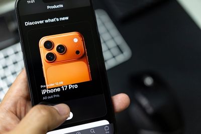 Dan Ives Hikes Apple Price Target To $310, Says 'Positively Surprised' On Demand Trajectory For iPhone 17