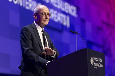 New Work and Pensions Secretary will not rule out tougher universal credit rules