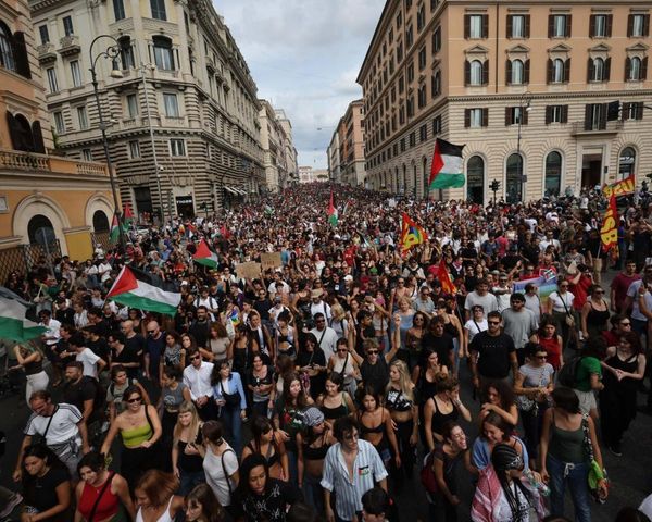 Disruption across Italy as tens of thousands protest against Gaza war