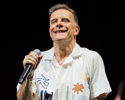 Deacon Blue review – Scottish hitmakers are more poignant and potent than ever