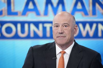 Former Trump economic adviser Gary Cohn says tariffs are the reason you're having a hard time finding a job