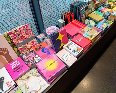 Young Finns snub their mother tongue by reading in English