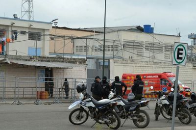 14 Killed As Rival Ecuadoran Inmates Fight With Guns, Explosives
