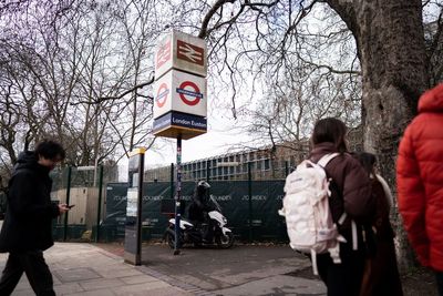 London, Manchester and Glasgow home buyers ‘pay premium to live near stations’