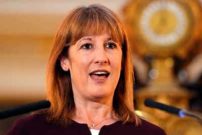 Income tax hike of 2p to target pensioners and landlords would ‘level playing field’, think tank tells Reeves