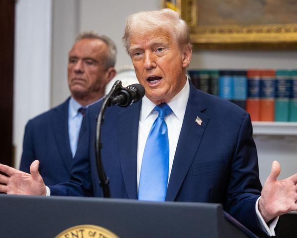 Trump news at a glance: president’s attack on acetaminophen criticized by experts as ‘irresponsible’