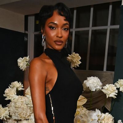 Jourdan Dunn Is the Queen of the Flirty Side Part Bob