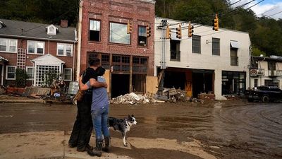 Why do some hurricanes grow larger than others? Study finds ocean ‘hot spots’ may be the reason